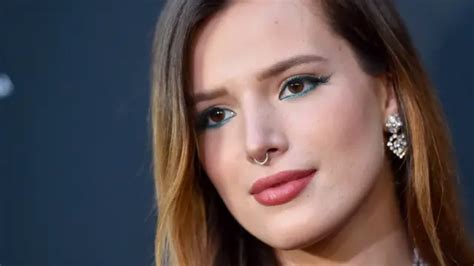 Entrevista con Bella Thorne: cómo la actriz tuvo que lidiar en